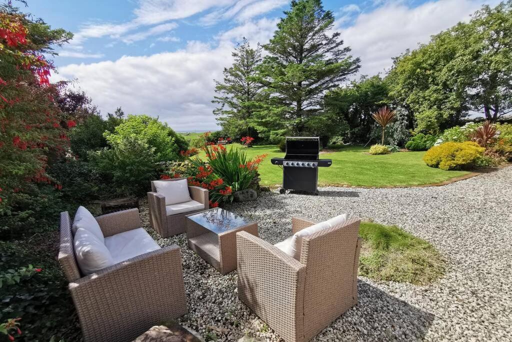 MonreithCosy, Coastal Retreat With A Large Garden别墅 外观 照片